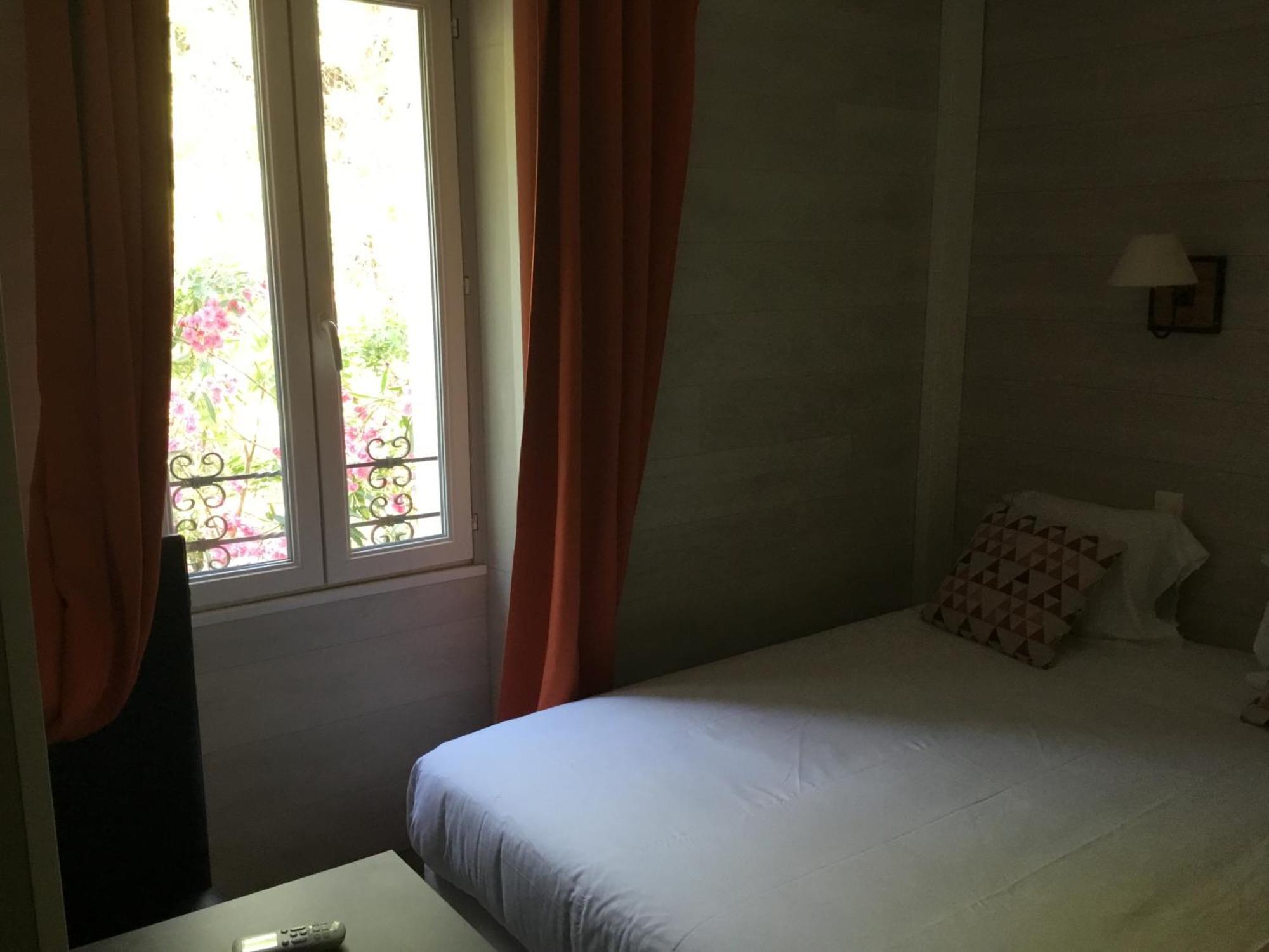 Hotel Le Jardin Des Oliviers Sigean Exterior foto